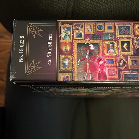 Ravensburger Disney Villainous Captain Hook 1000 piece puzzle. No. 15 022 9. - Picture 2 of 4